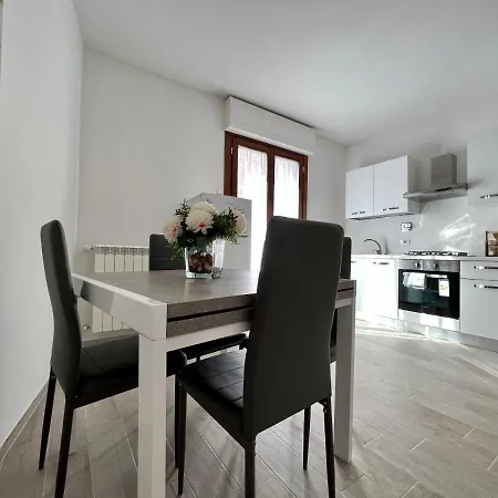 Diamond Apartment